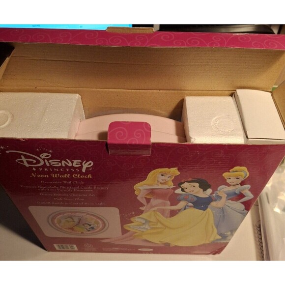 Disney Princess Neon Wall Clock Pink Glow Box 2005 Cinderella Snow White Belle.. - Picture 16 of 16